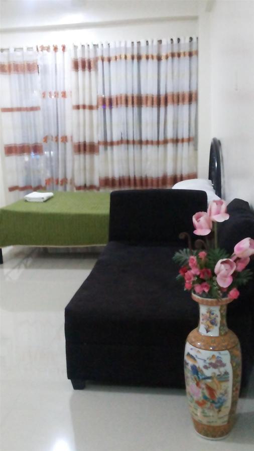 Kassel Del Amor Transit Airport Lodge Paranaque City Eksteriør bilde