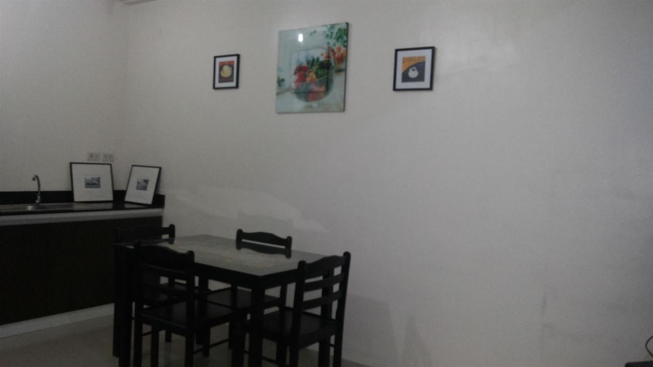 Kassel Del Amor Transit Airport Lodge Paranaque City Eksteriør bilde
