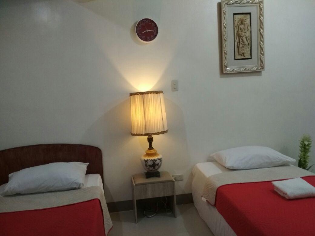 Kassel Del Amor Transit Airport Lodge Paranaque City Eksteriør bilde