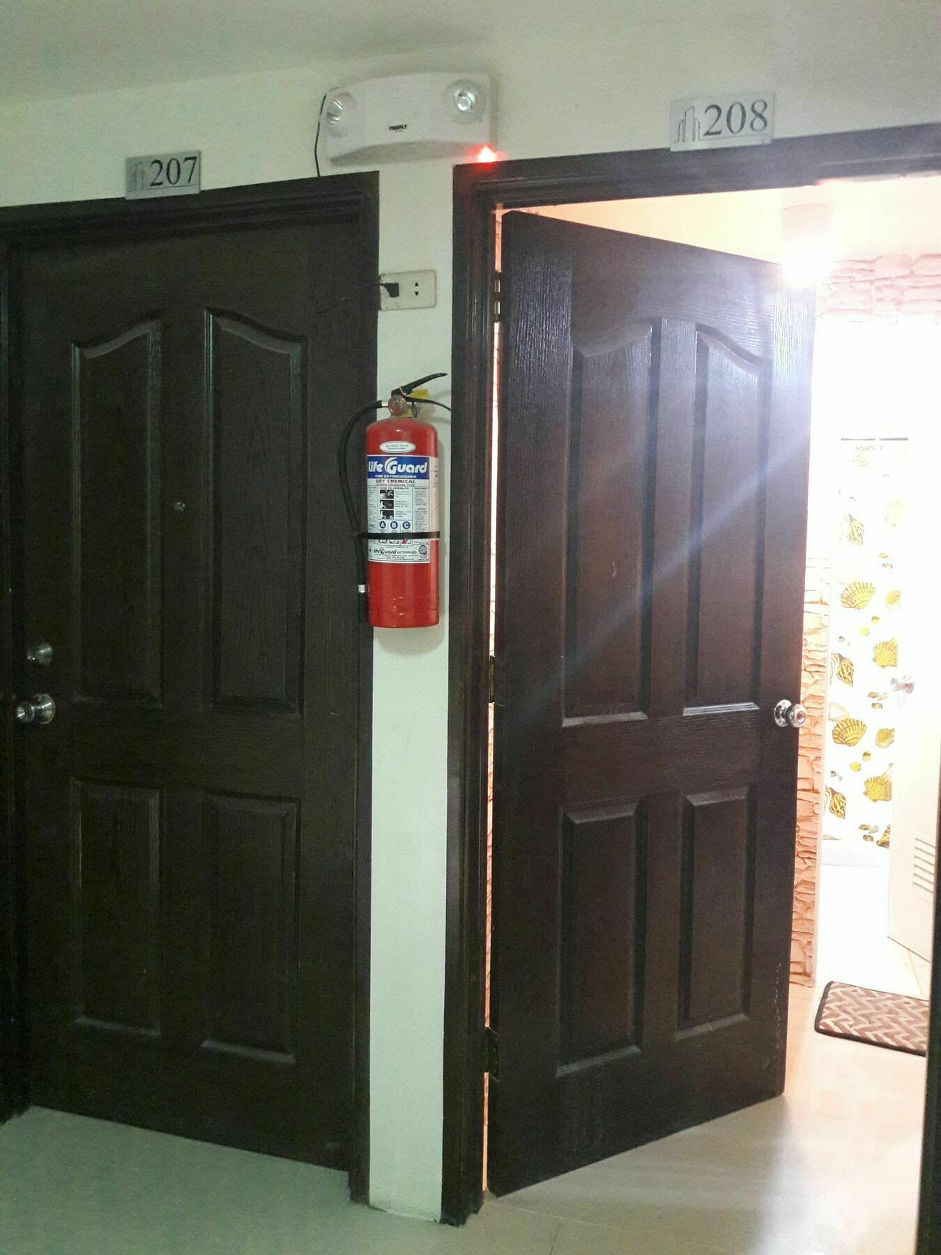 Kassel Del Amor Transit Airport Lodge Paranaque City Eksteriør bilde