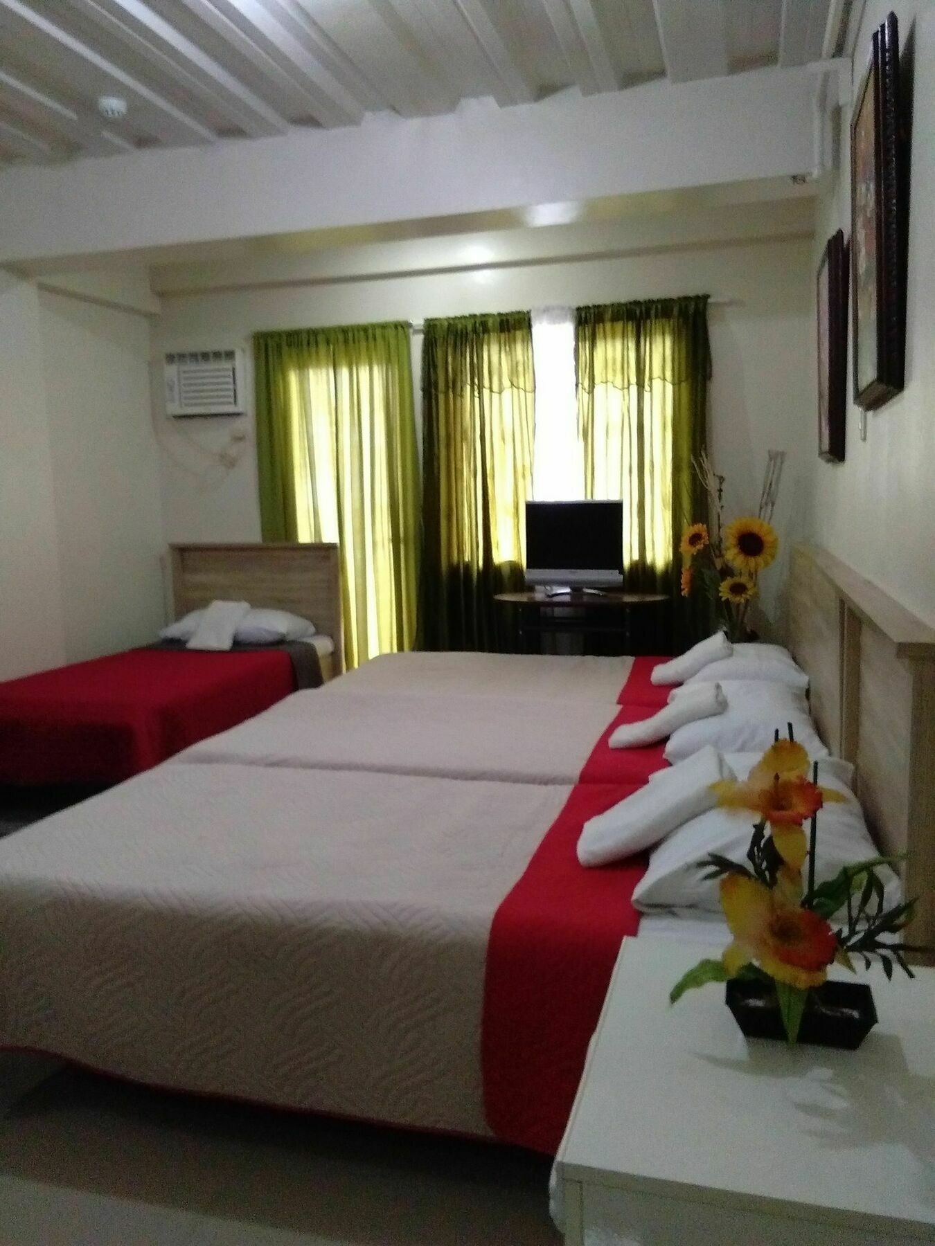 Kassel Del Amor Transit Airport Lodge Paranaque City Eksteriør bilde